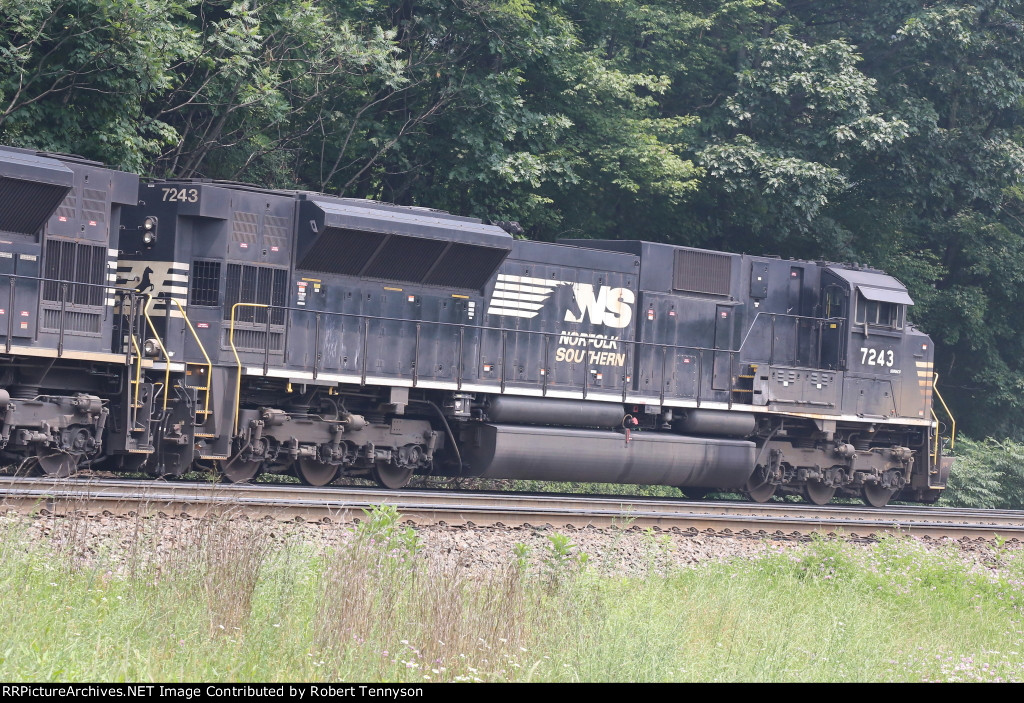 NS 7243